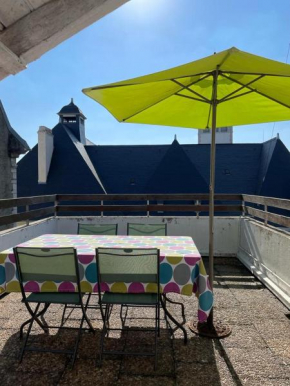 Appartement avec terrasse dans quartier historique